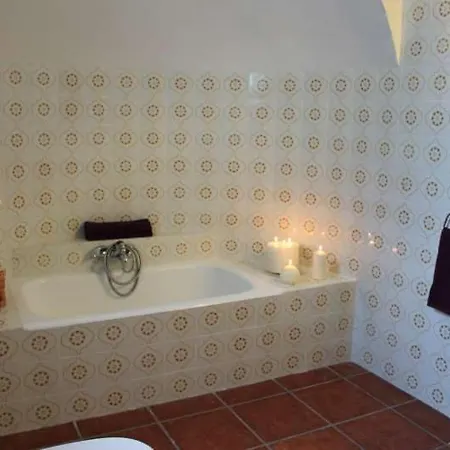 Διαμέρισμα Sleeps 8 Pool Wifi