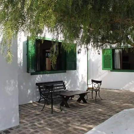 Sleeps 8 Pool Wifi * Masdache