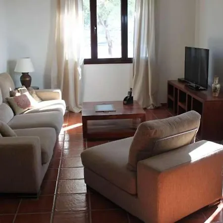 Sleeps 8 Pool Wifi Masdache