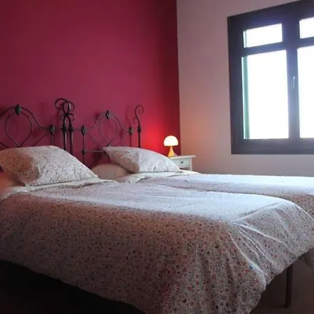 Διαμέρισμα Sleeps 8 Pool Wifi
